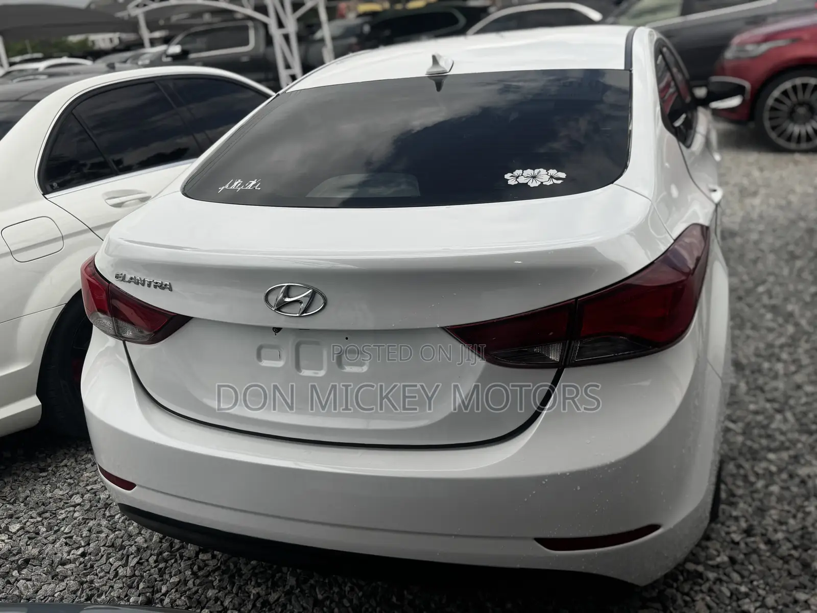Hyundai Elantra Limited 4dr Sedan (1.8L 4cyl 6A) 2015 White