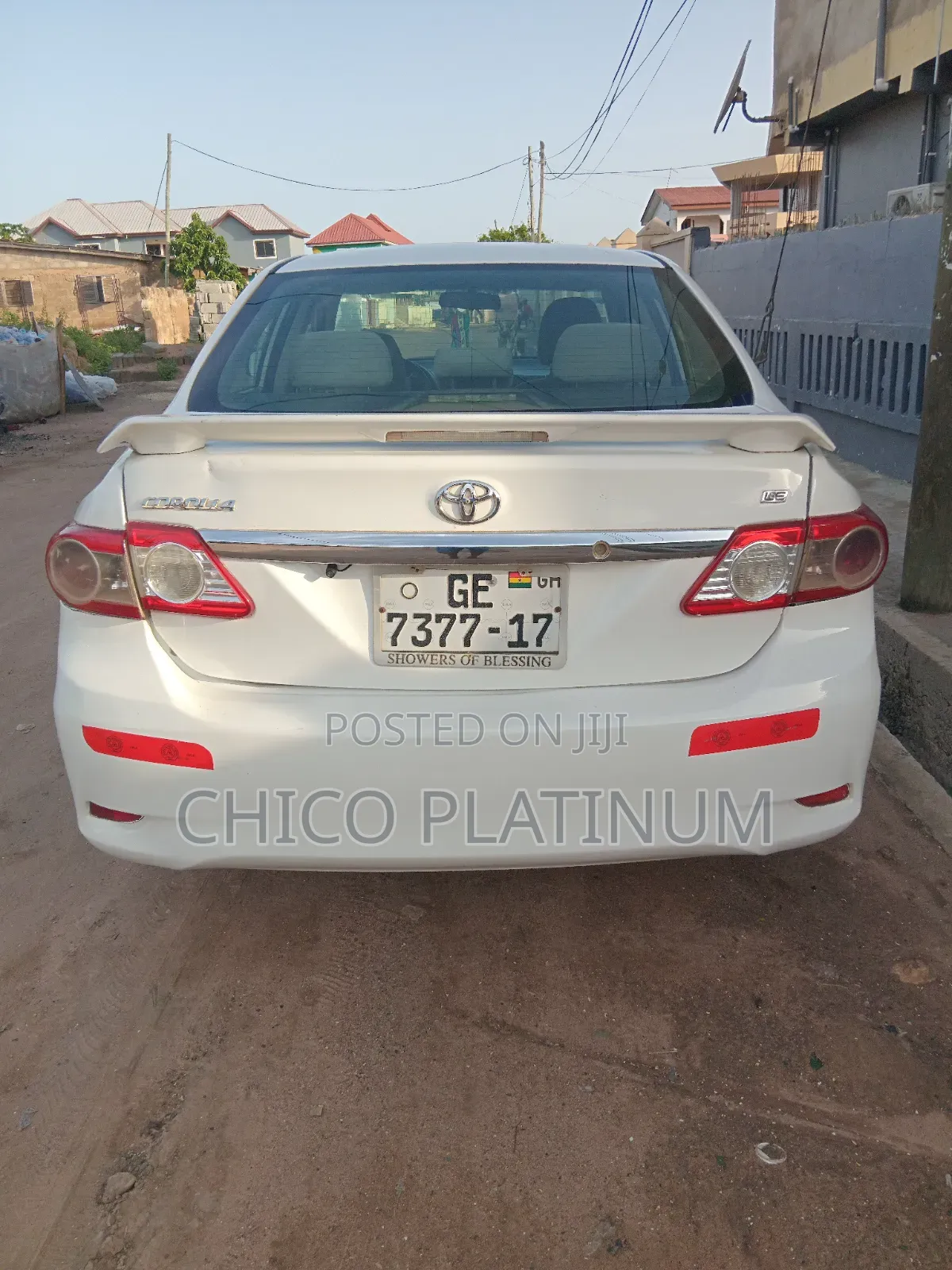 Toyota Corolla LE 4dr Sedan (1.8L 4cyl 4A) 2012 White