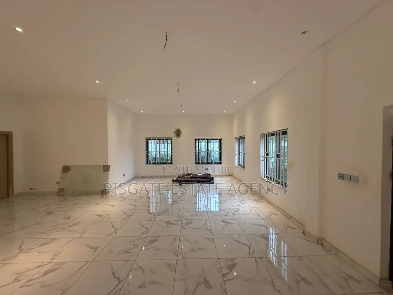 3bdrm House in Oyarifa for sale