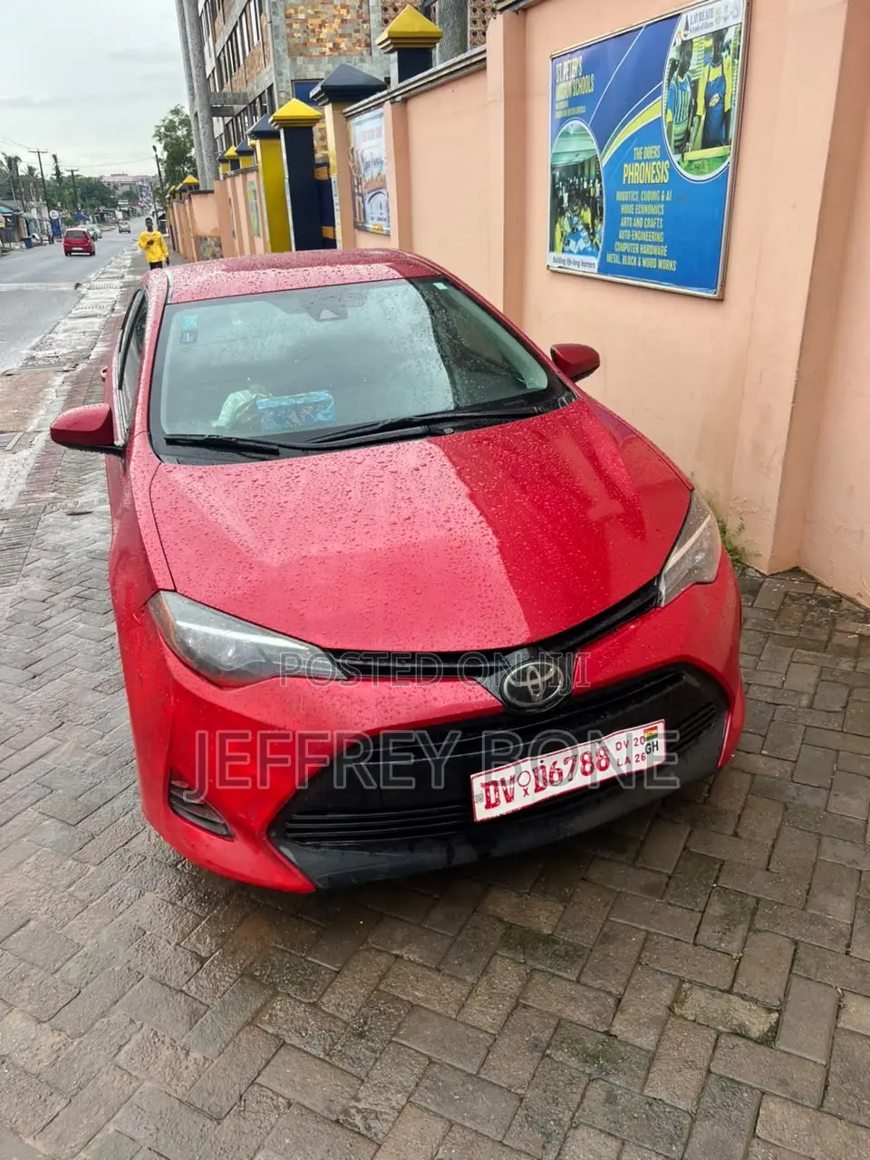 Toyota Corolla LE Eco (1.8L 4cyl 2A) 2019 Red