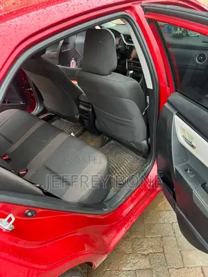 Toyota Corolla LE Eco (1.8L 4cyl 2A) 2019 Red