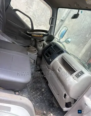 Strong Toilet Car