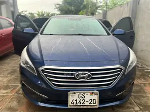 Hyundai Sonata Sport Sedan FWD (2.4L 4cyl 6A) 2017 Blue