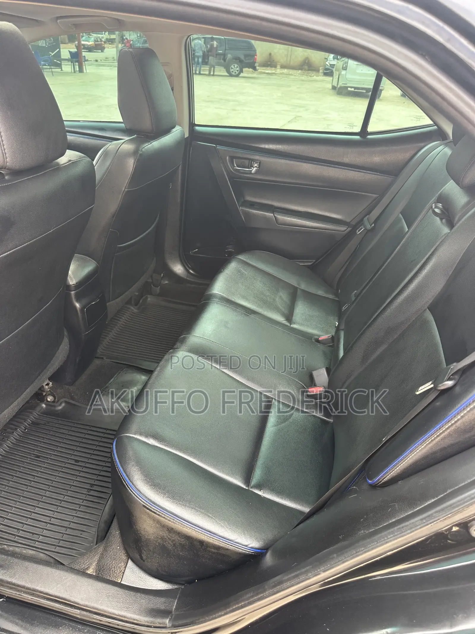 Toyota Corolla XSE (1.8L 4cyl 2A) 2018 Black