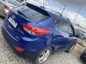 Hyundai Tucson 2013 Blue