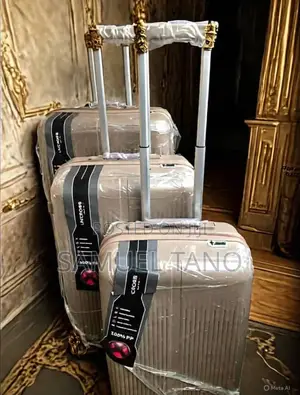 Polypropylene Suitcase