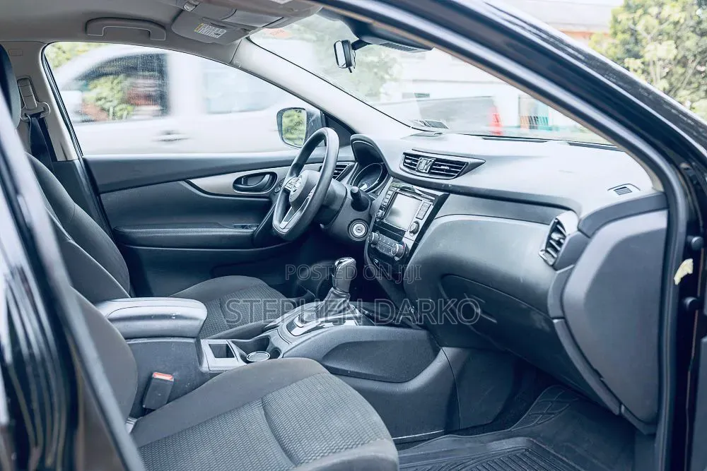 Nissan Rogue 2022 Black