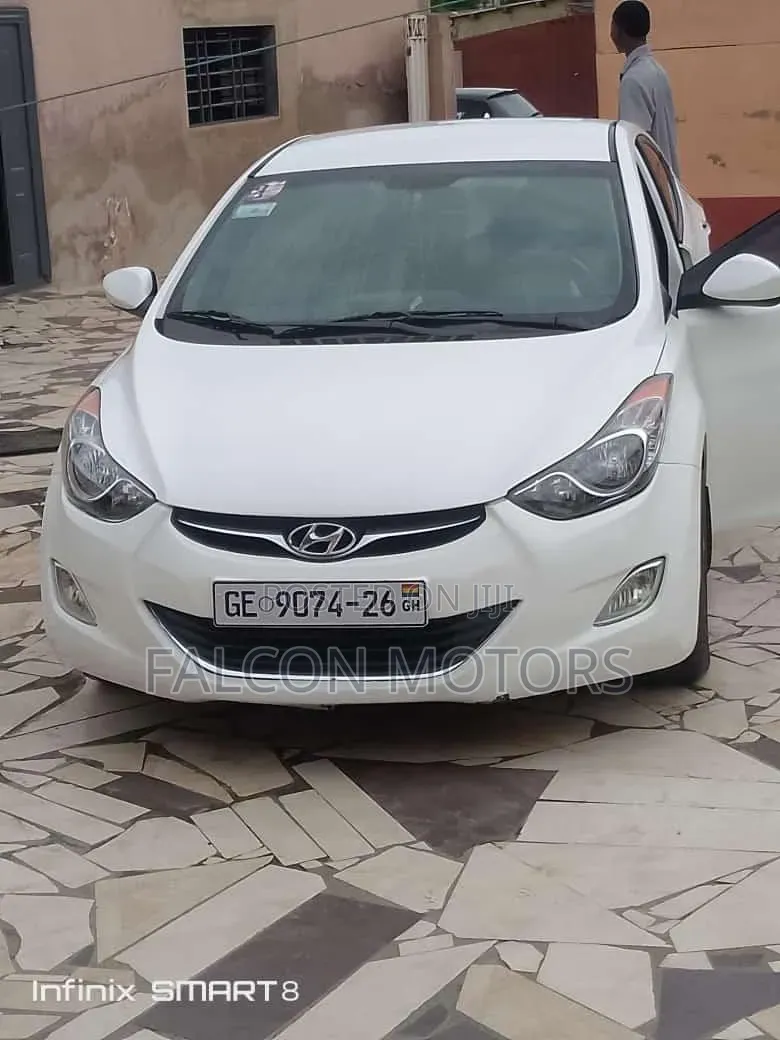 Hyundai Elantra GLS Sedan FWD (1.8L 4cyl 6M) 2013 White