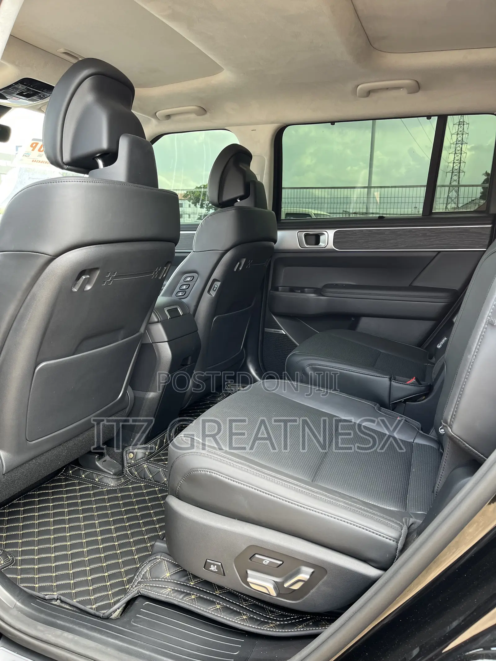 Hyundai Santa Fe Limited 2024 Black