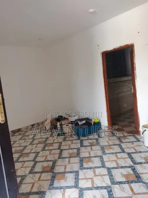 2bdrm Apartment in Appolonia, Malejor for rent