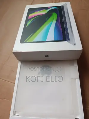 New Laptop Apple MacBook Pro 2022 M2 8GB Apple M2 SSD 256GB