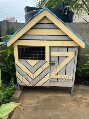 Wwooden Dog Cage
