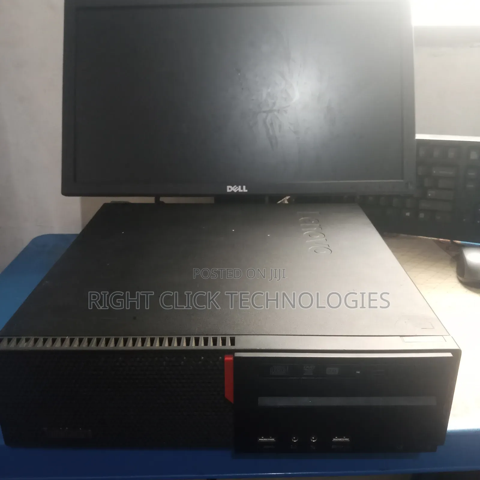 Desktop Computer Lenovo ThinkCentre M700 4GB Intel HDD 500GB