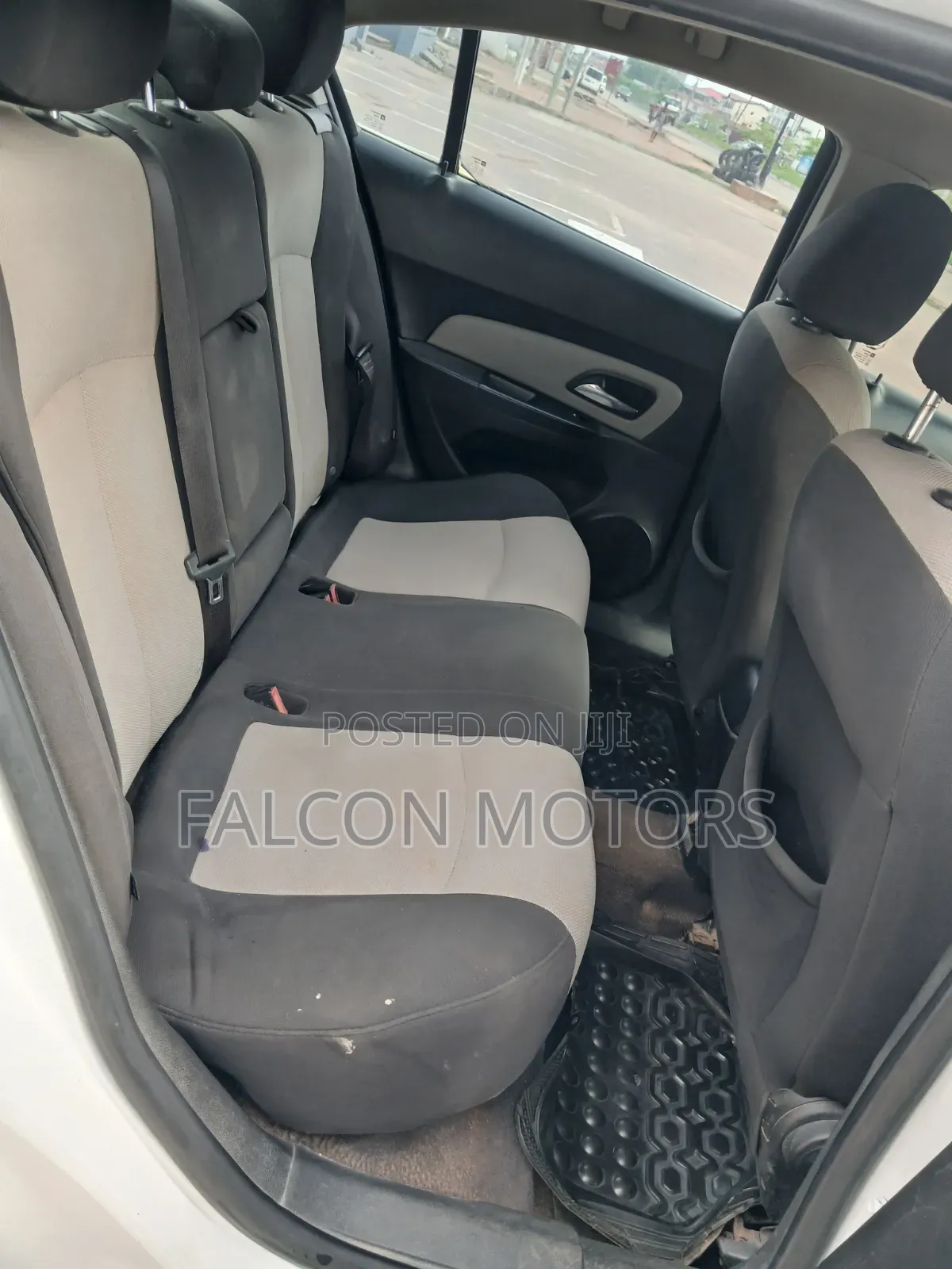 Chevrolet Cruze LS Auto 2013 White