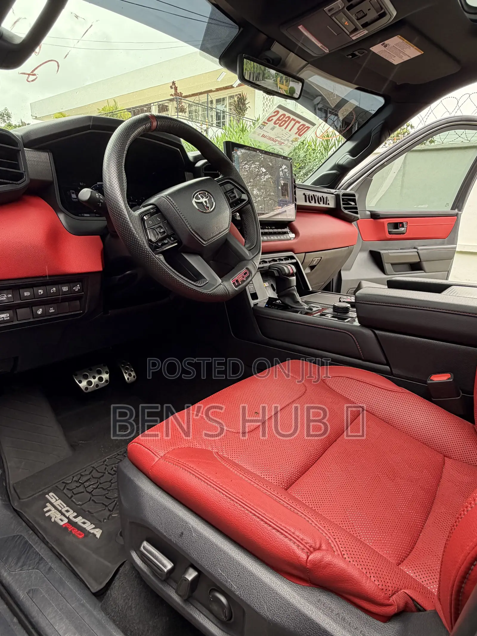 Toyota Sequoia TRD Pro 4WD 2024 Black