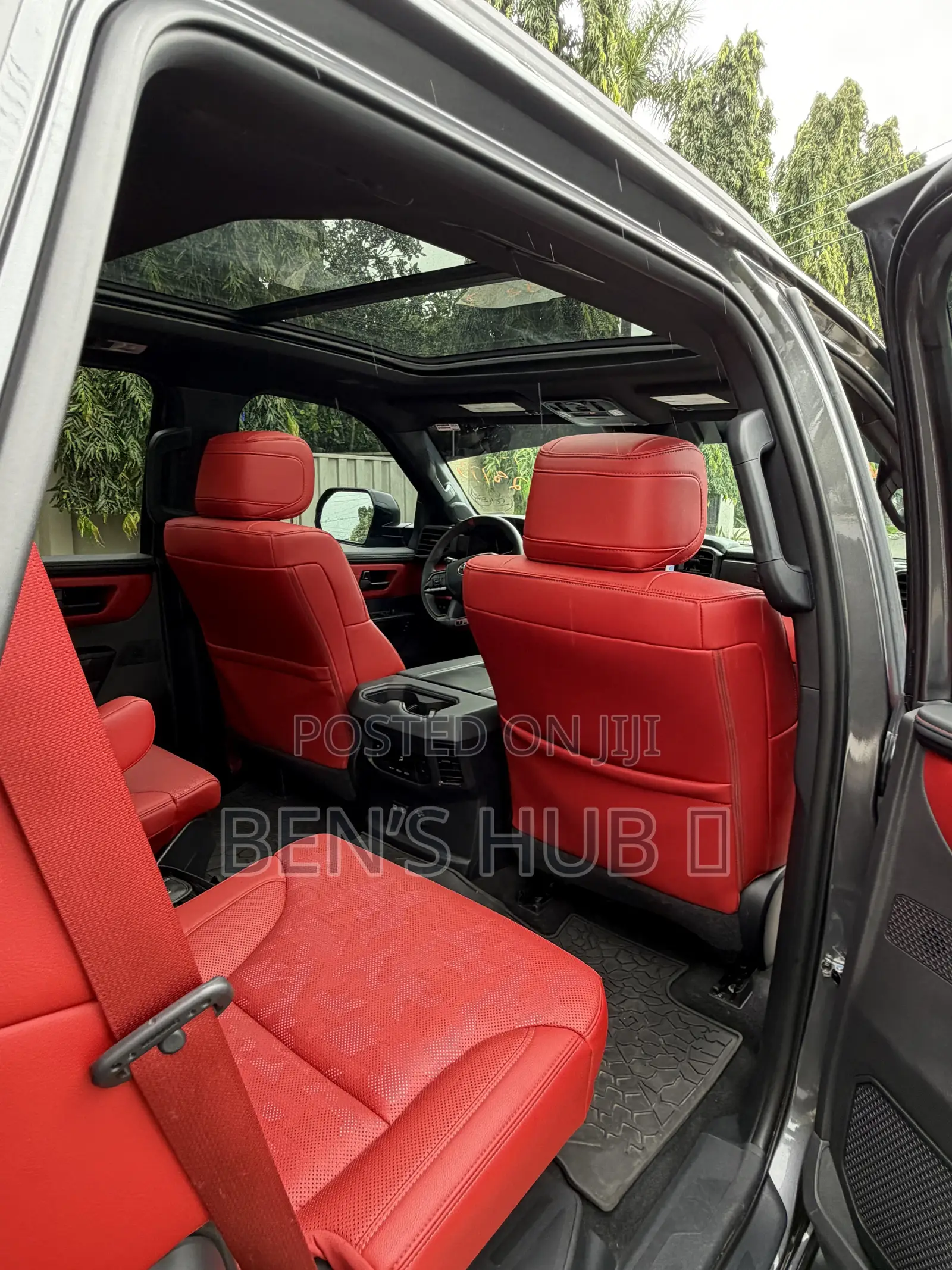 Toyota Sequoia TRD Pro 4WD 2024 Black