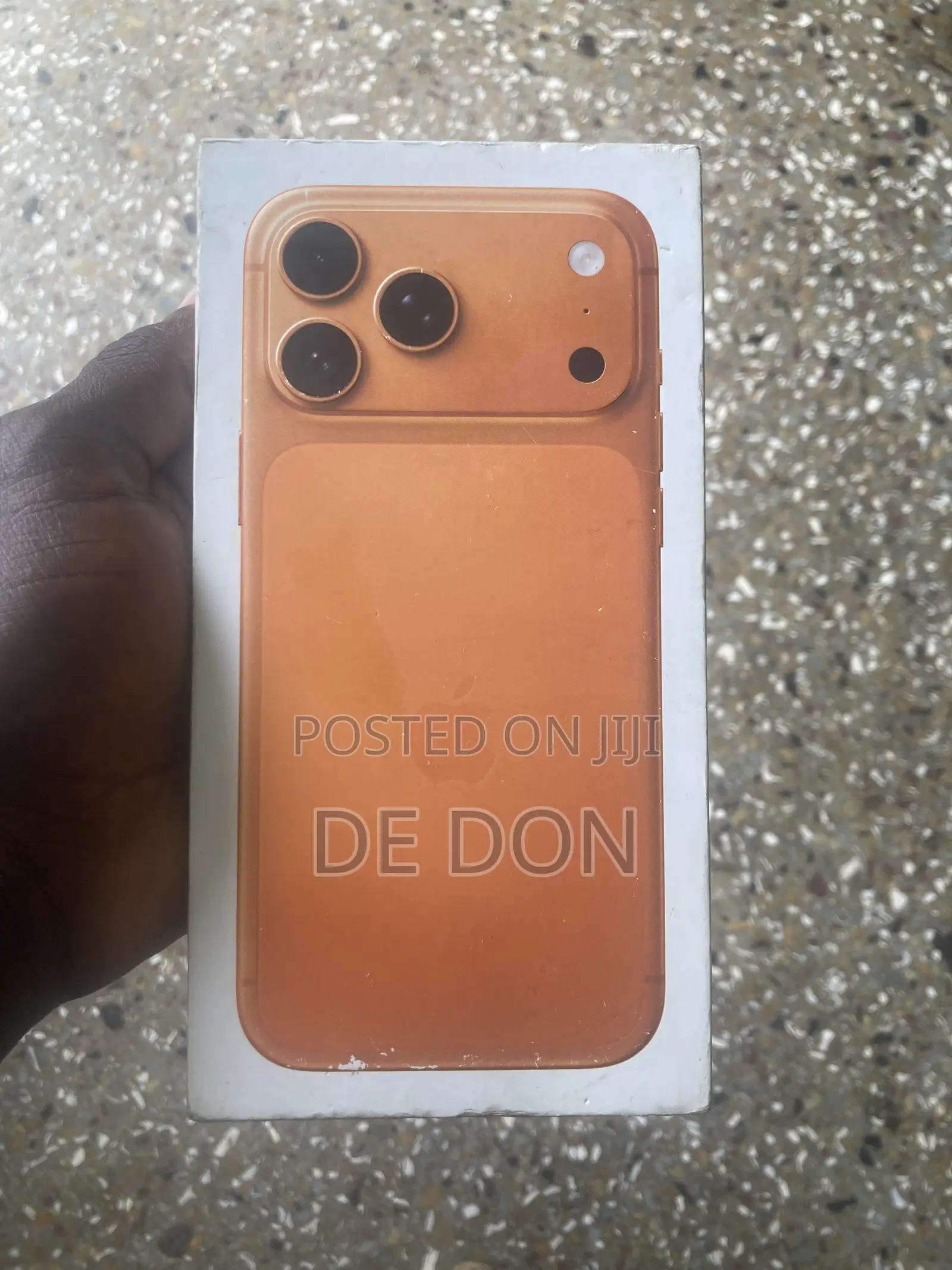 New Apple iPhone 17 Pro Max 256 GB Orange