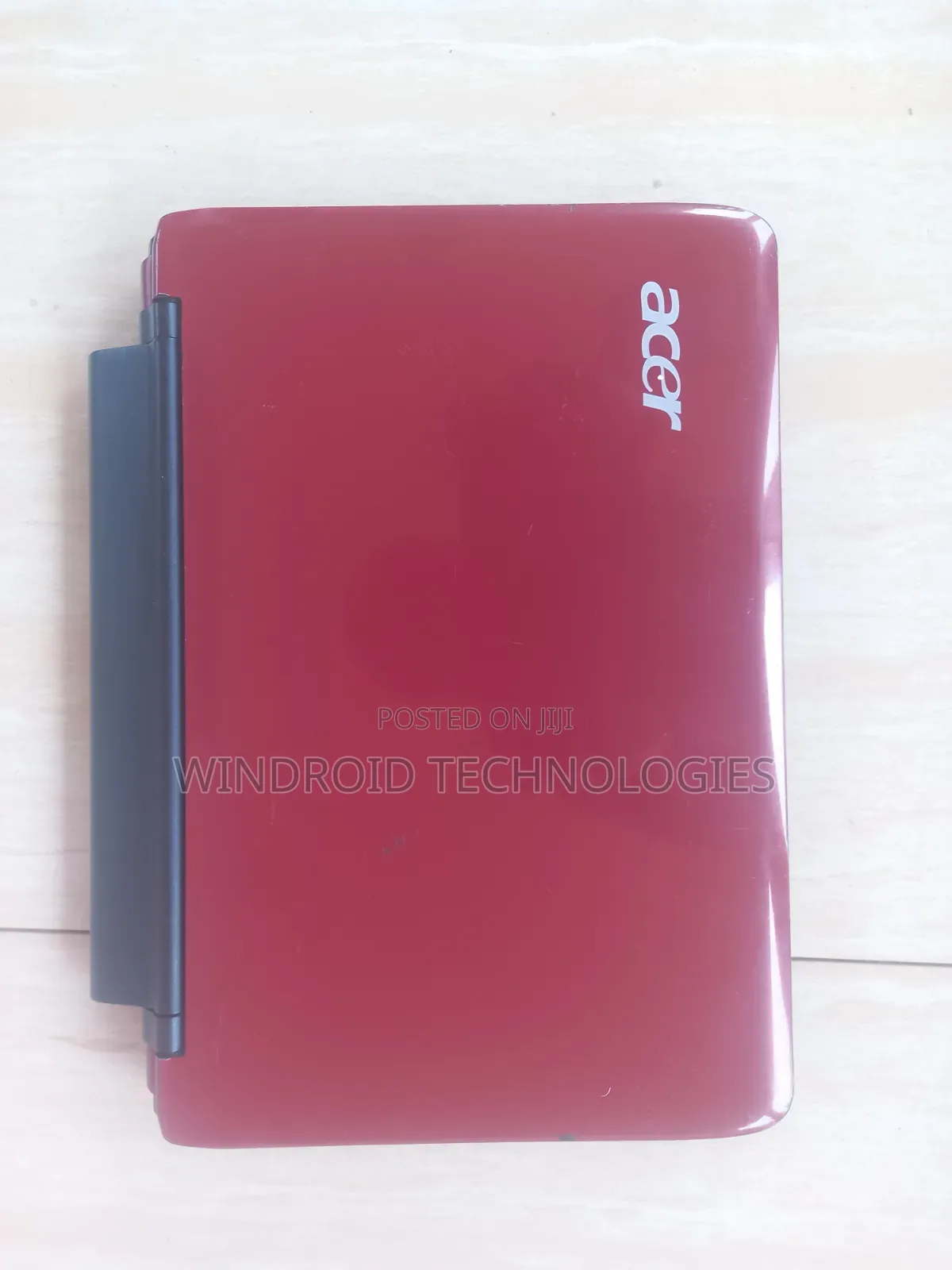 Laptop Acer Aspire 1 2GB Intel Atom HDD 160GB