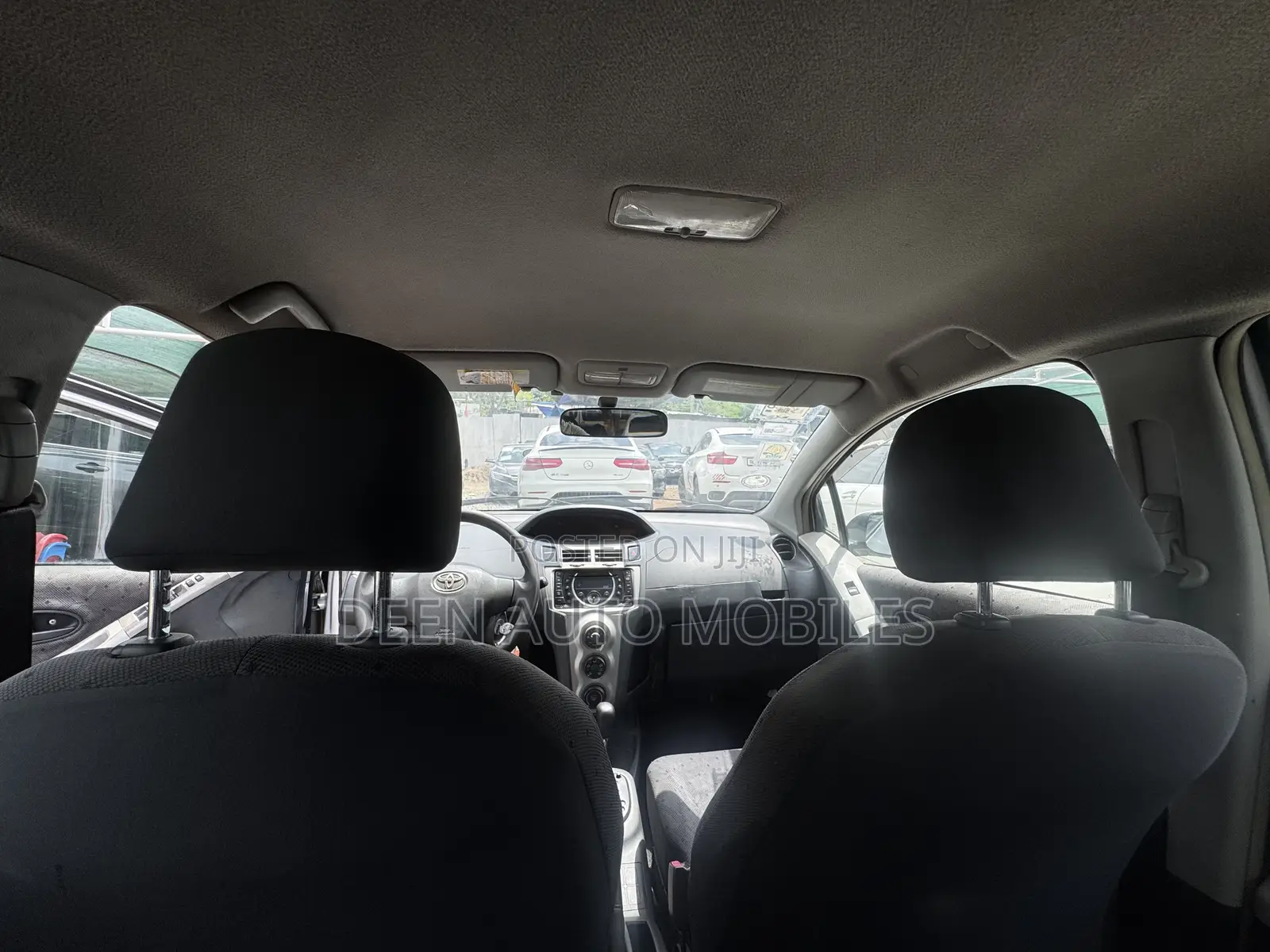 Toyota Vitz 1.0 FWD 3dr 2010