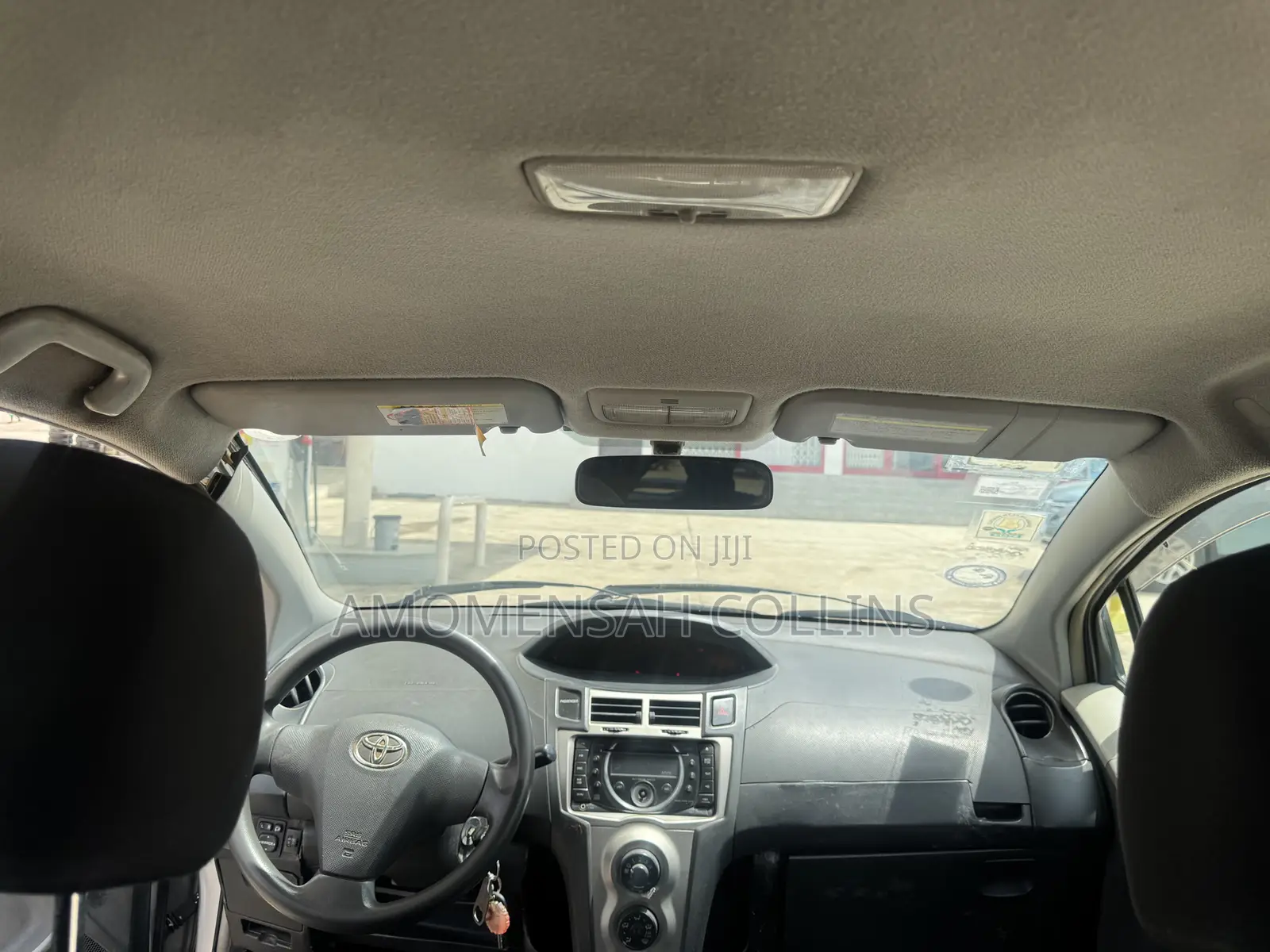 Toyota Vitz 1.0 FWD 3dr 2010 Gray