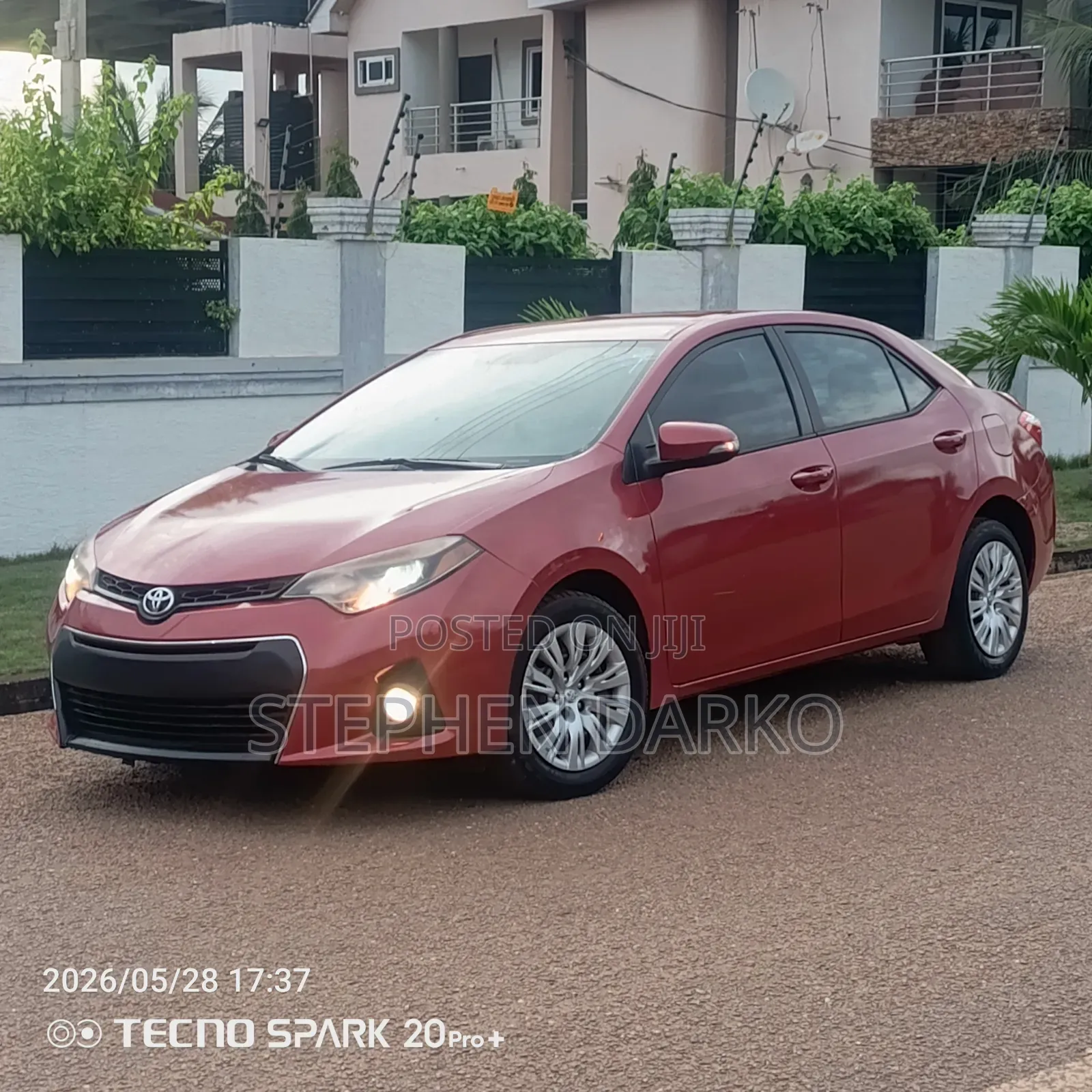 Toyota Corolla 2015 Red