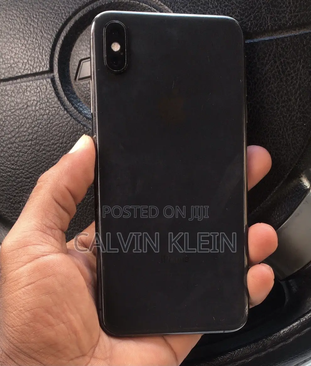 Apple iPhone XS Max 64 GB Black