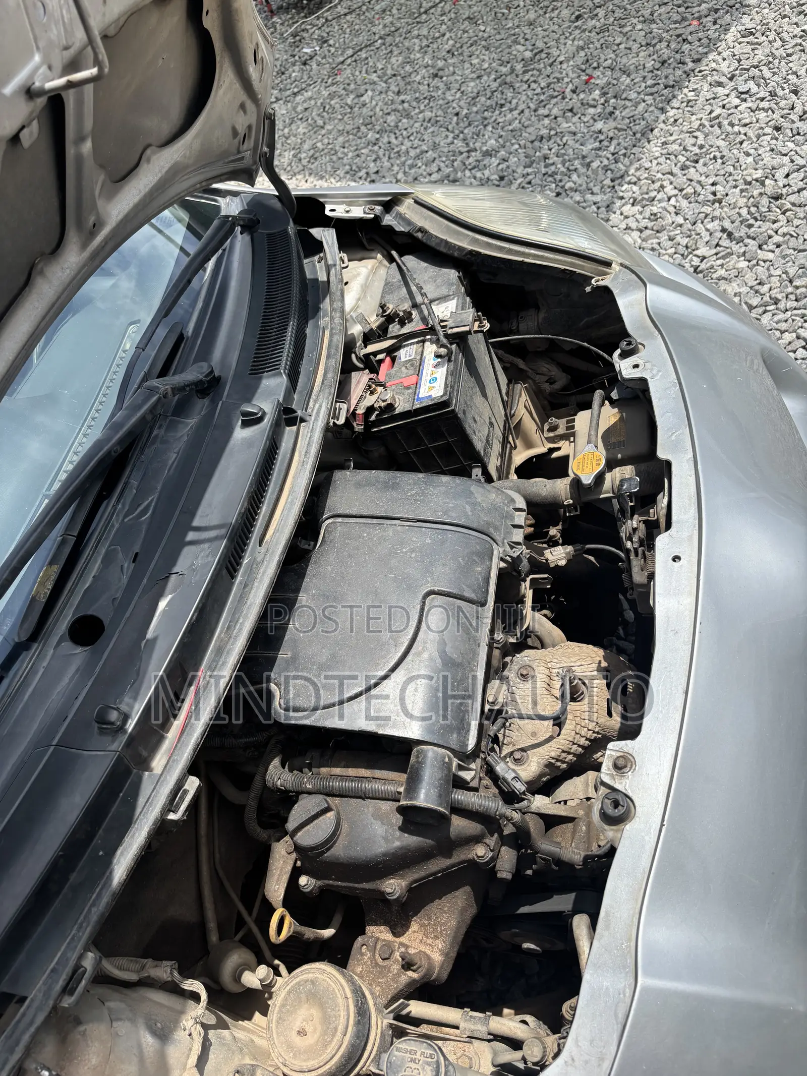 Toyota Vitz 1.3 FWD 5dr 2010 Silver