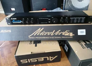 Alesis Microverb 4 Preset/Programmable Digital Signal Processor