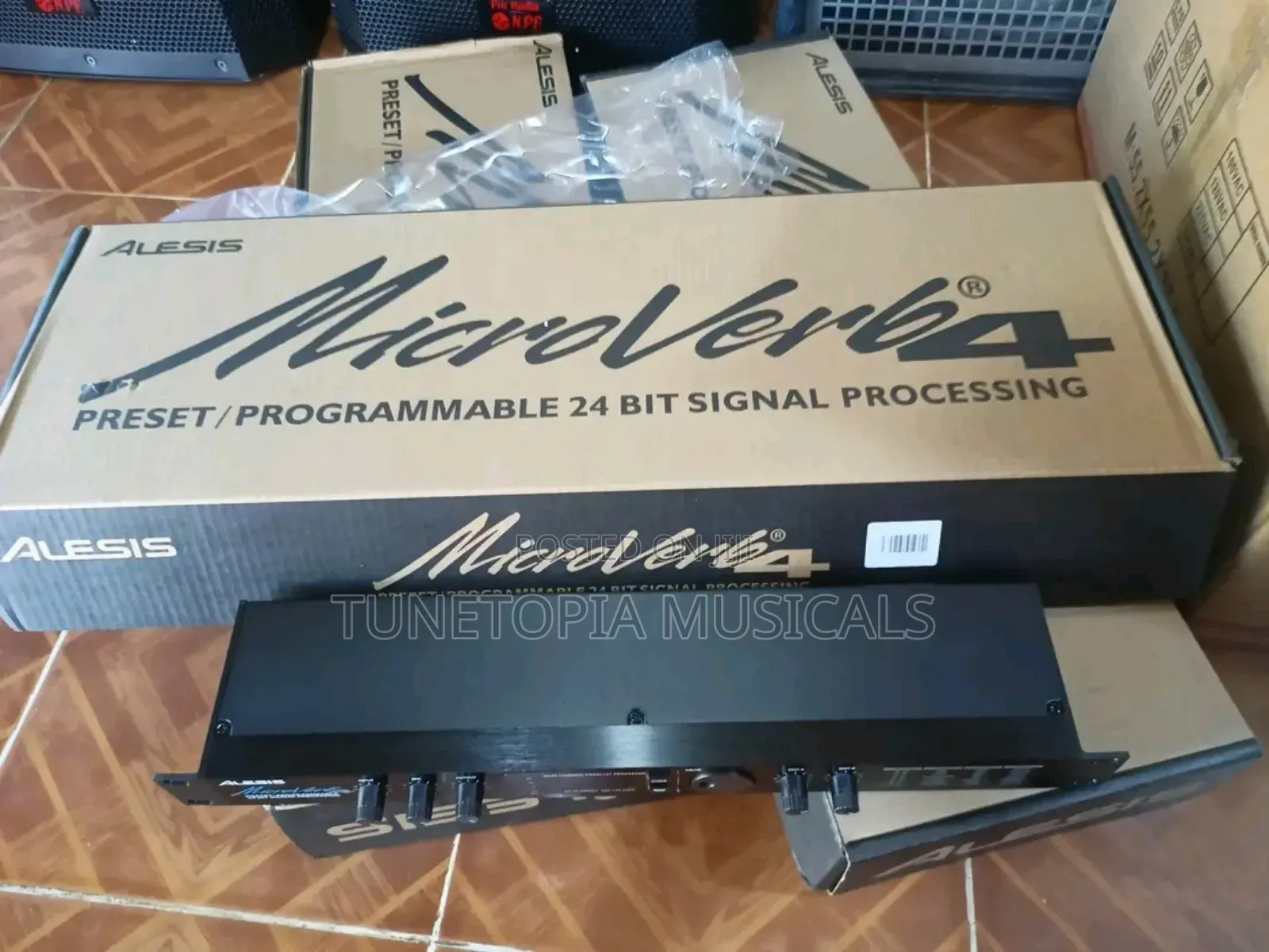 Alesis Microverb 4 Preset/Programmable Digital Signal Processor