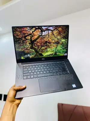 Laptop Dell Precision 5530 8GB Intel Core i5 SSD 256GB