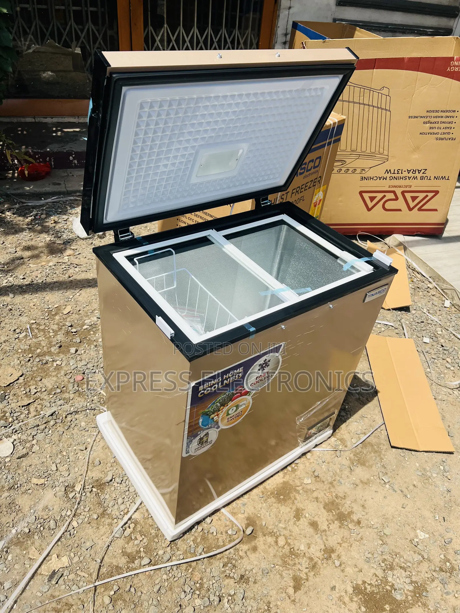 Zealous Sleek Chest Gold Color Freezer Single Door Nasco Nas-200fl