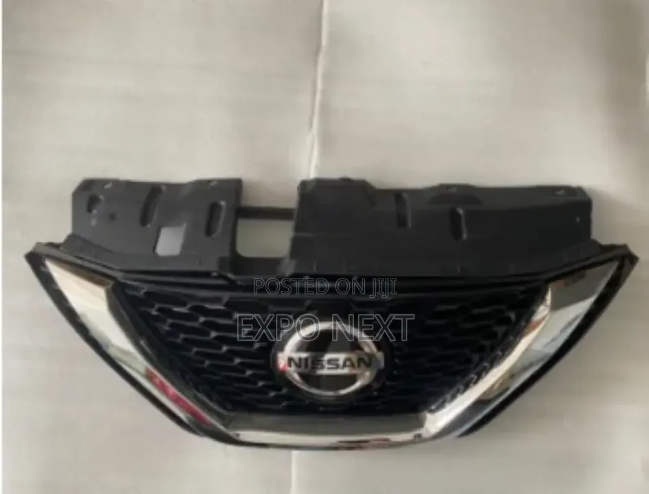 Nissan Rogue / Qashqai 2019-2022 Sport's Front Grille