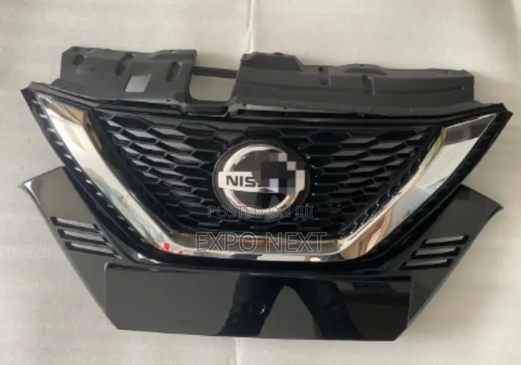 Nissan Rogue / Qashqai 2019-2022 Sport's Front Grille