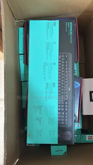 Logitech Mk540 Advanced Wireless Keyboard and Mouse Combo