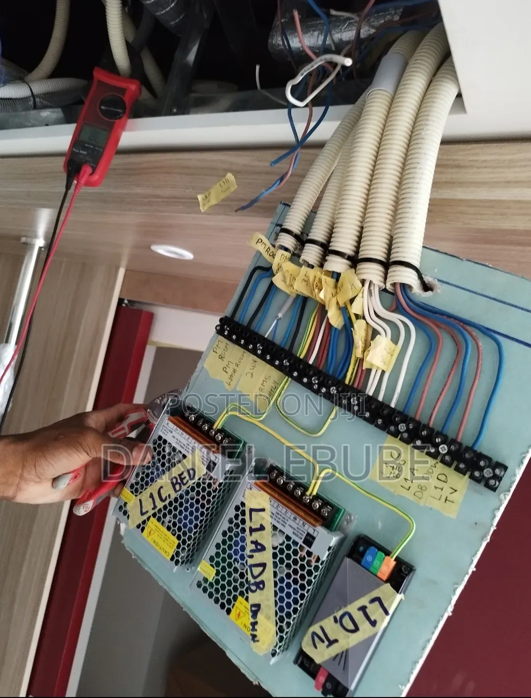Electrician, Technician