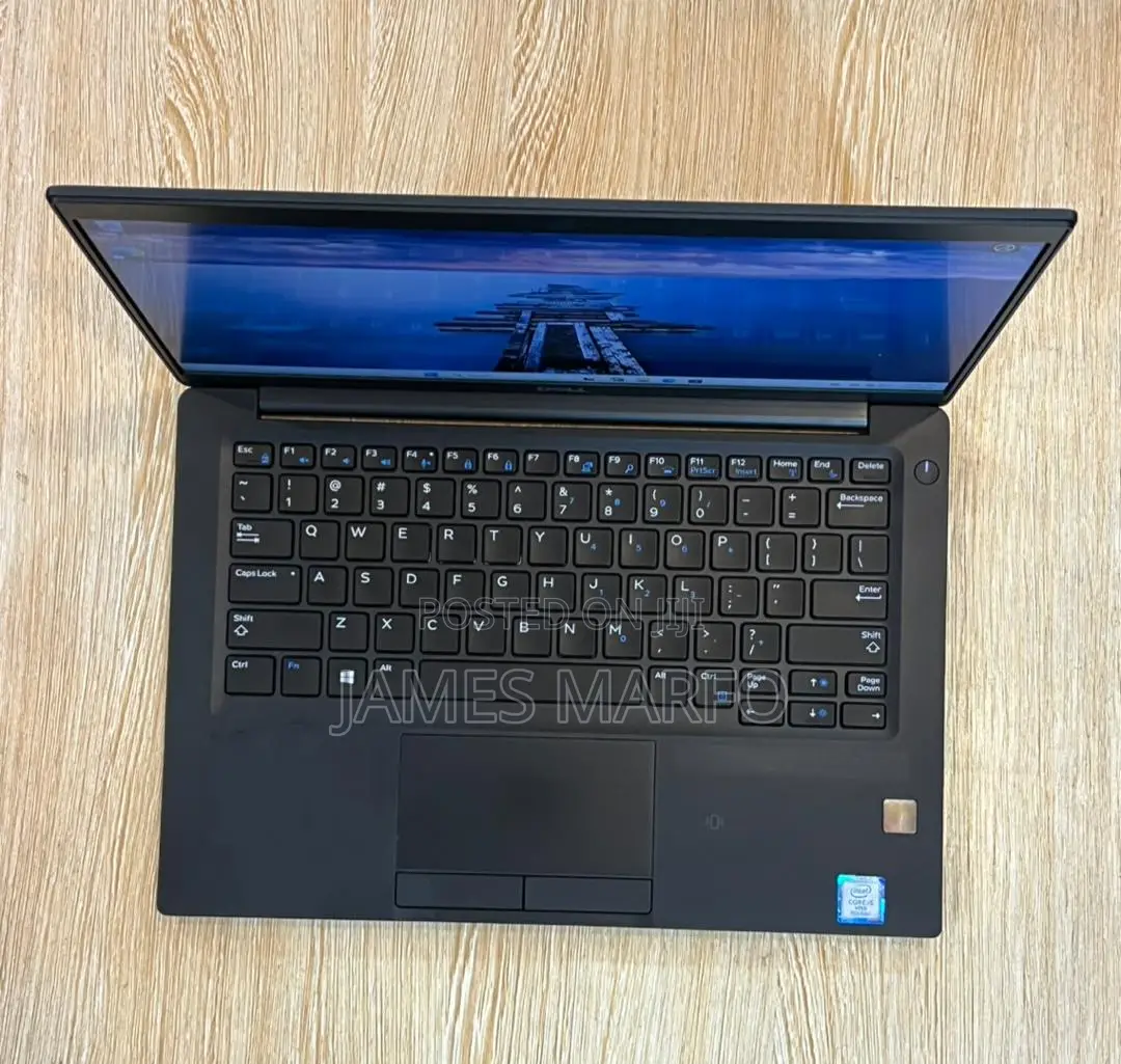 Laptop Dell Latitude 7390 8GB Intel Core i5 SSD 256GB