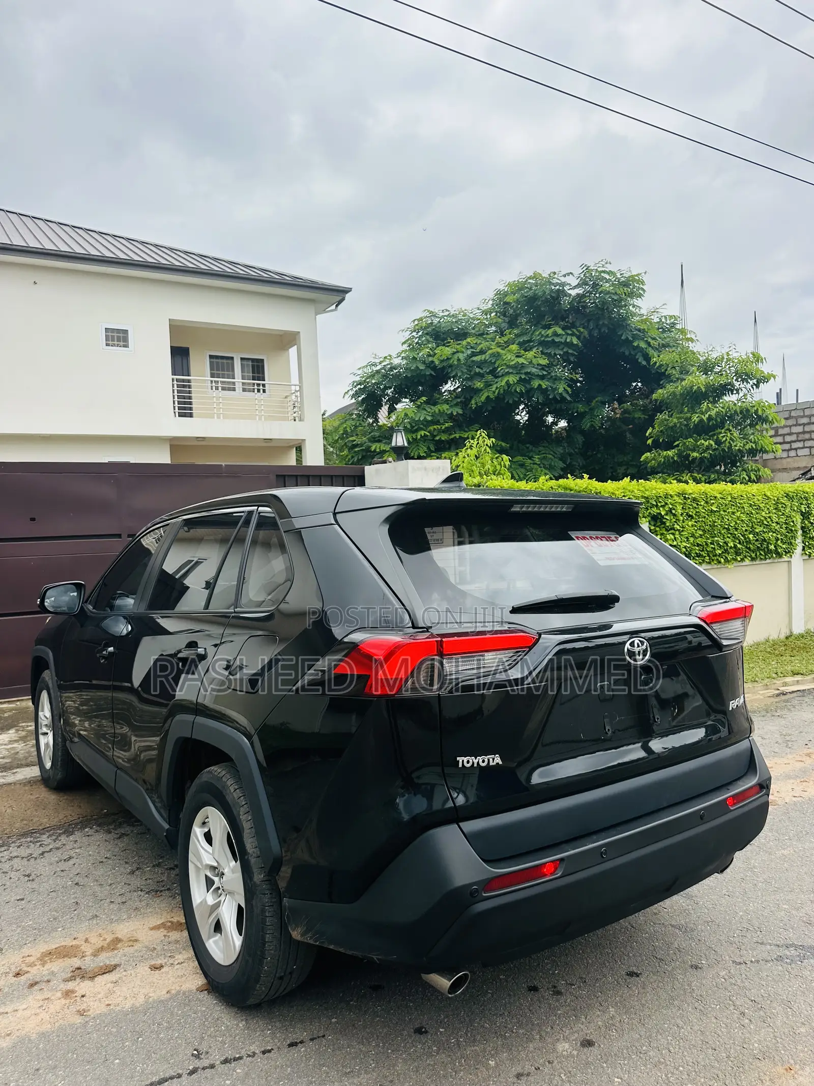 Toyota RAV4 LE AWD 2023 Black