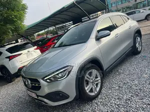 Mercedes-Benz GLA 250 2020 Gray