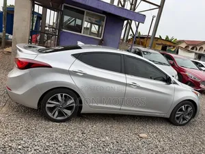 Hyundai Elantra Limited PZEV 4dr Sedan (1.8L 4cyl 6A) 2015 Silver