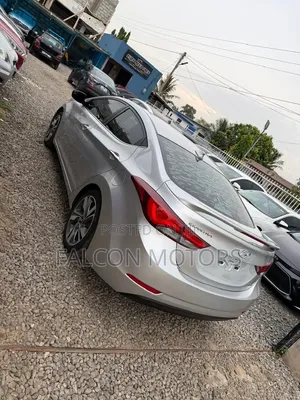 Hyundai Elantra Limited PZEV 4dr Sedan (1.8L 4cyl 6A) 2015 Silver