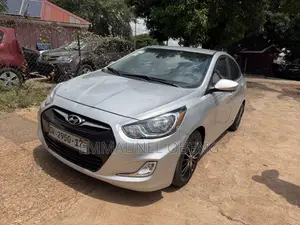 Hyundai Accent 2013 Silver