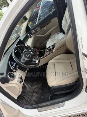 Mercedes-Benz C300 2016 White