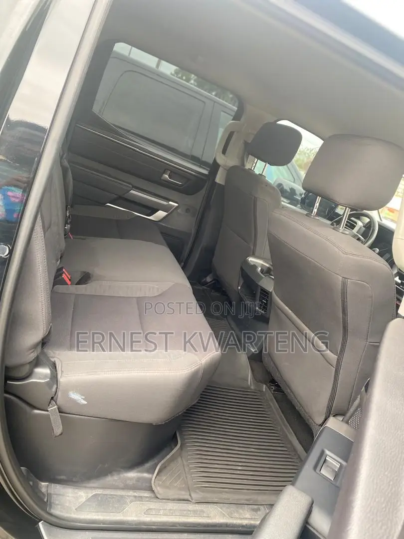 Toyota Tundra 2023 Black