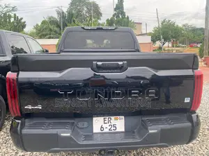 Toyota Tundra 2023 Black