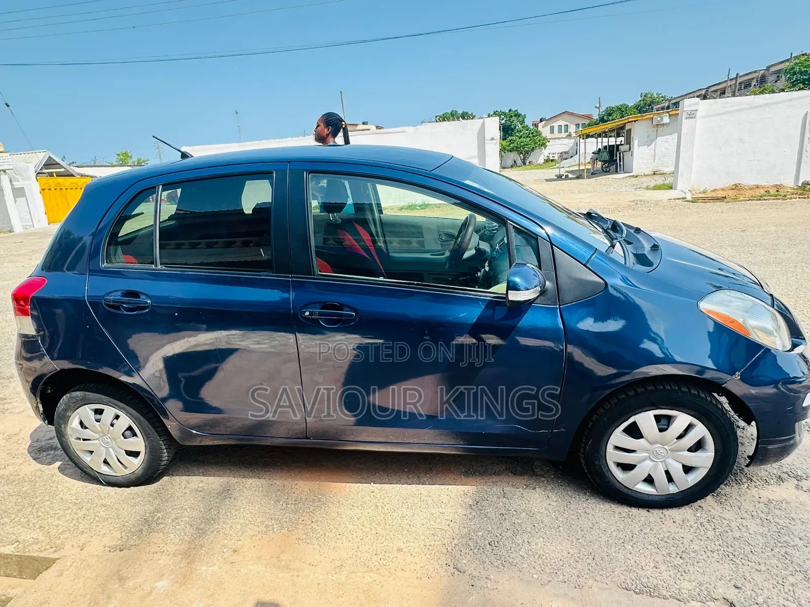 Toyota Vitz 2010 Blue