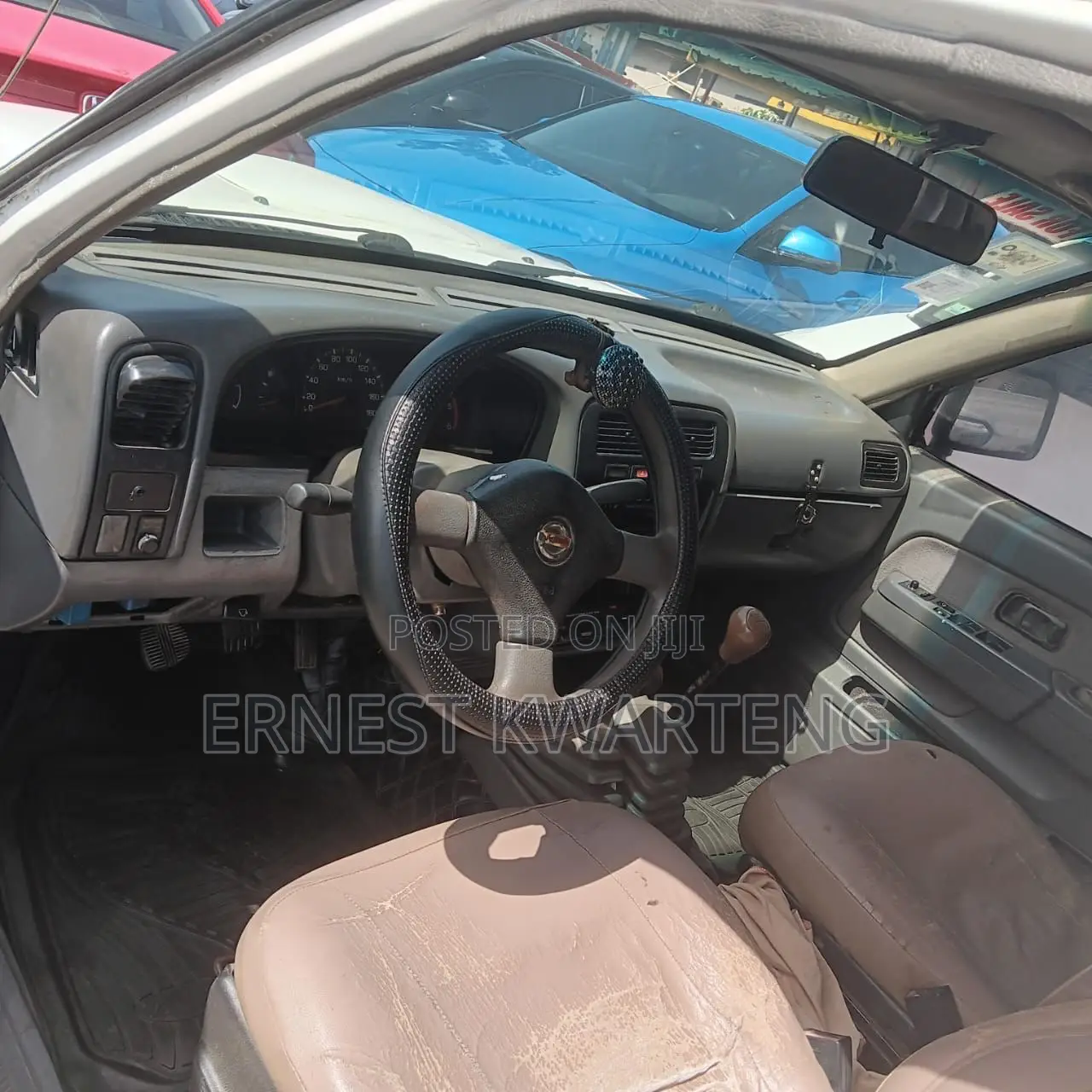 Nissan Hardbody 2014 White