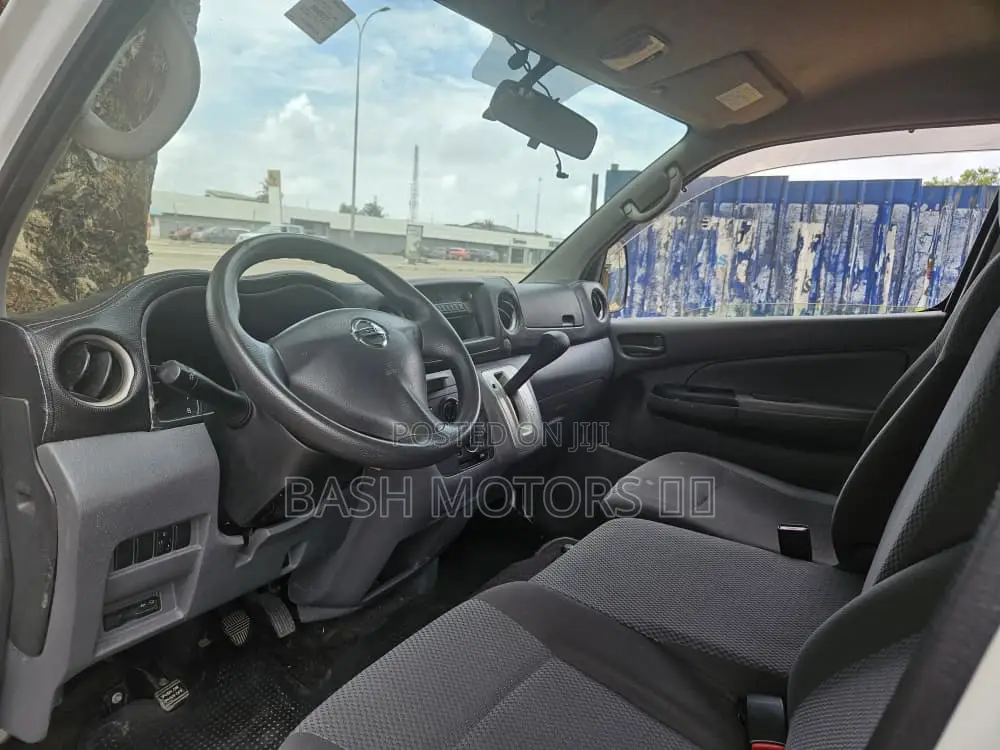 Nissan Caravan (Urvan) 2012 White