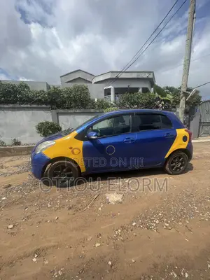 Toyota Vitz 1.0 FWD 5dr 2008 Blue