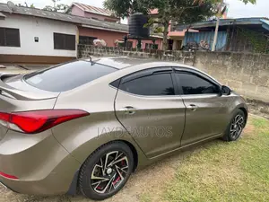 Hyundai Elantra Limited 4dr Sedan (1.8L 4cyl 6A) 2014 Brown