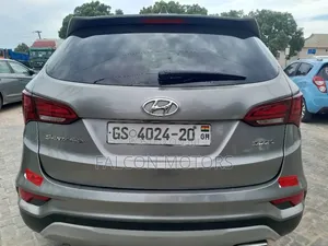 Hyundai Santa Fe SE Ultimate AWD 2018 Gray
